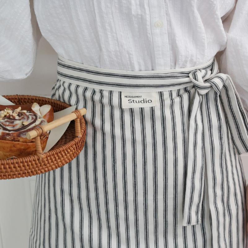 

Art Studios Cotton Stripe Apron Anti Fouling Elegant Cooking Half Apron Washable Anti Oil Waist Apron Restaurant темно-зелений колір