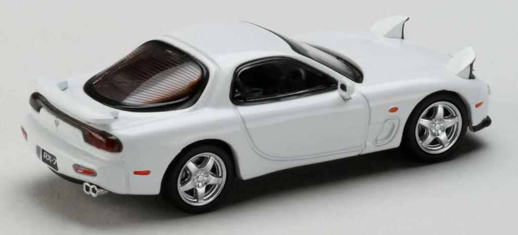 HJ64 Infini TYPE RS Pure White 1/64 RX-7 (FD3S) (Finished Model)