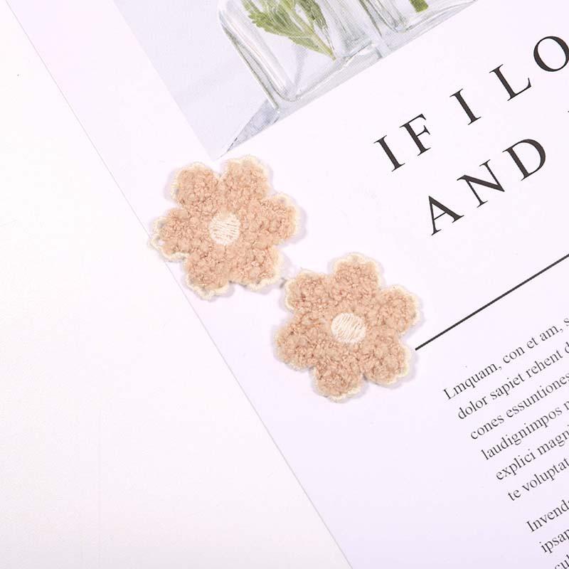 

10pcs Clothing Patch Repair Handmade DIY Embroidery Stickers Sunflower Plush Flower Embroidery Clothing Accessories Hair Clip 10pcs
