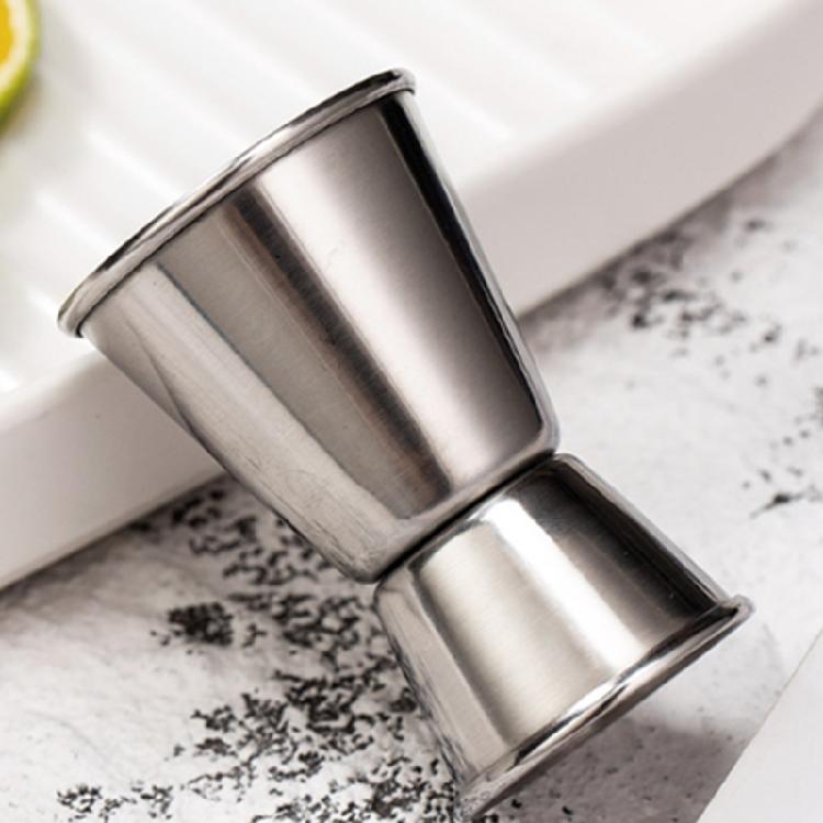 Cocktail Mixing Set 750ml Capacity Drink Shaker with Measuring Cup and Spoon Stirrer Essential Bartenders Accessories