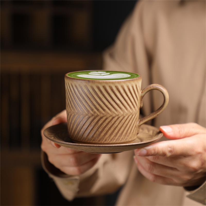 300ML European Ceramic Coffee Cup and Saucer Vintage Embossed Water Mug Creative Afternoon Camellia Tea Mug Home Breakfast Cup