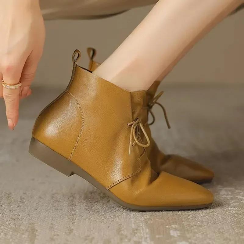 Fashion Hot Selling Retro Pointed Toe Lace-up Boots for Women Low-heeled 2025 New Style and Bare Boot Comfortable Soft Leather Versatile