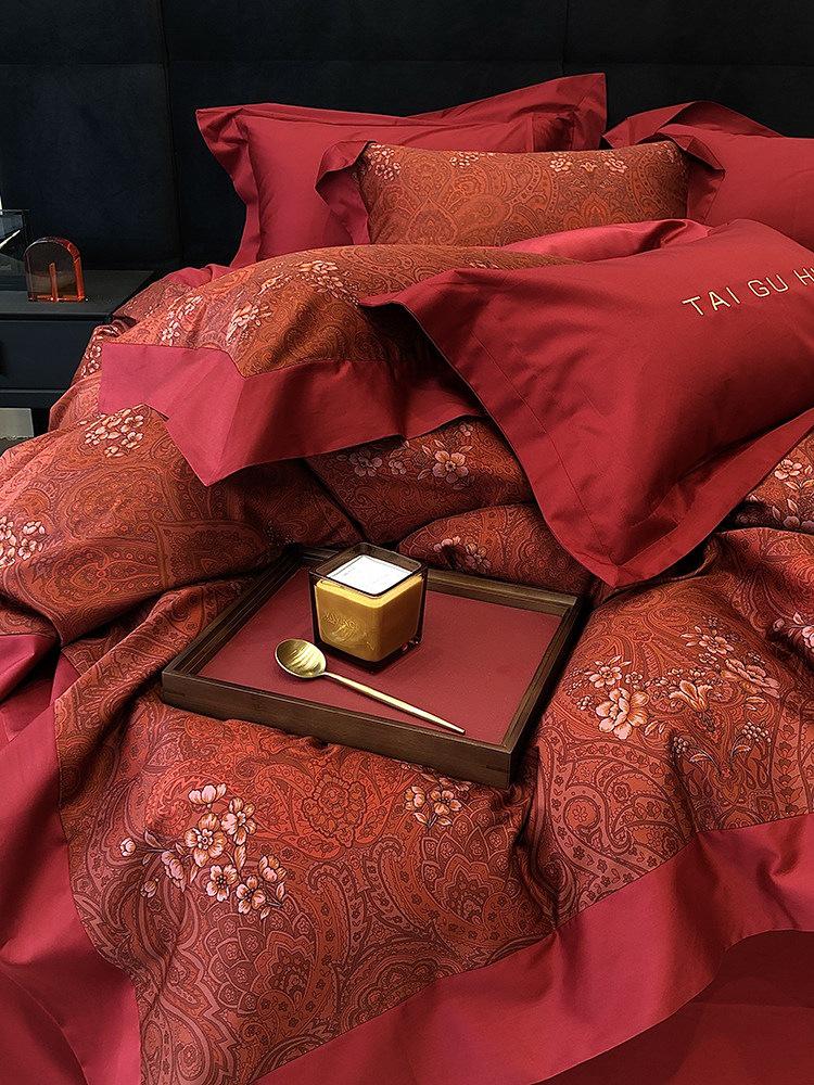 Elegant Big Red Wedding Cotton Sateen Duvet Cover Set: 100% Long-Staple Cotton, Four-Piece Bedding for Wedding Celebration.