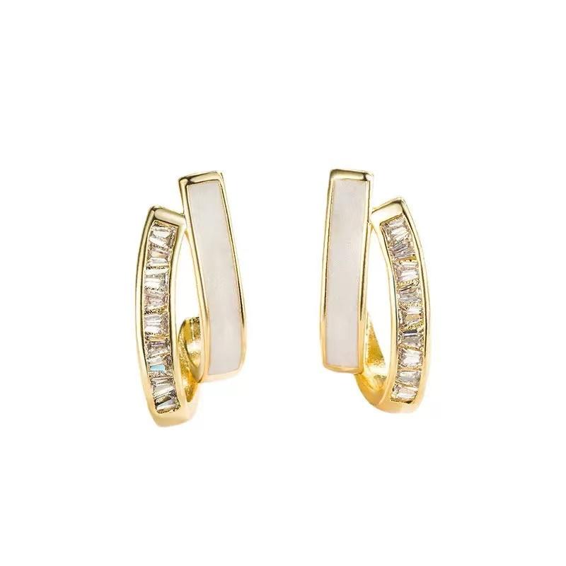 

New 925 Sterling Silver Gold Shiny Zircon Earrings Personalized Simple Charm Earrings Birthday Gift Women s Exquisite Jewelry золотий