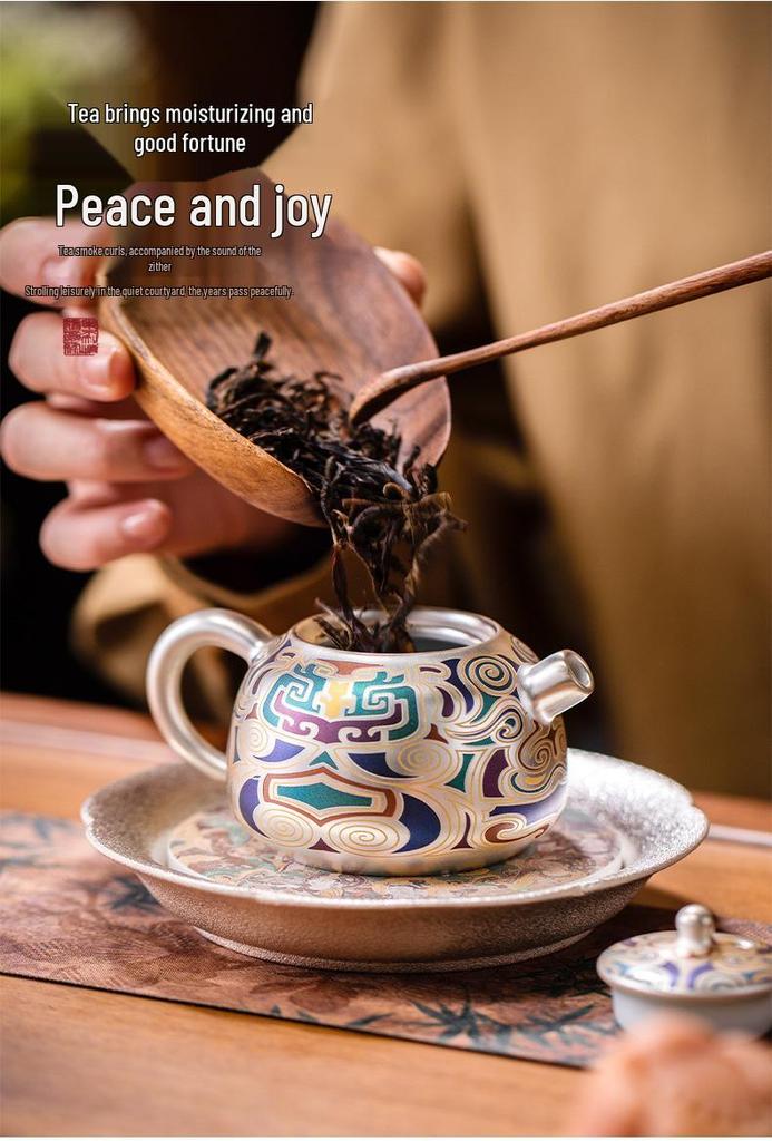 Dunhuang Gilded Silver Tea Set: Perfect Gift for Elders, Teachers, Corporate Events, or International Souvenirs.