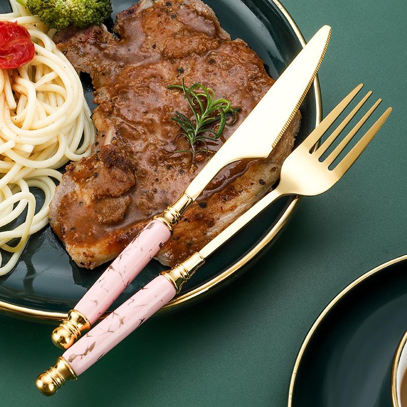 Emerald Marble Pattern 5-Piece Cutlery Set: Stainless Steel Knife, Fork, Spoon with Ceramic Handles