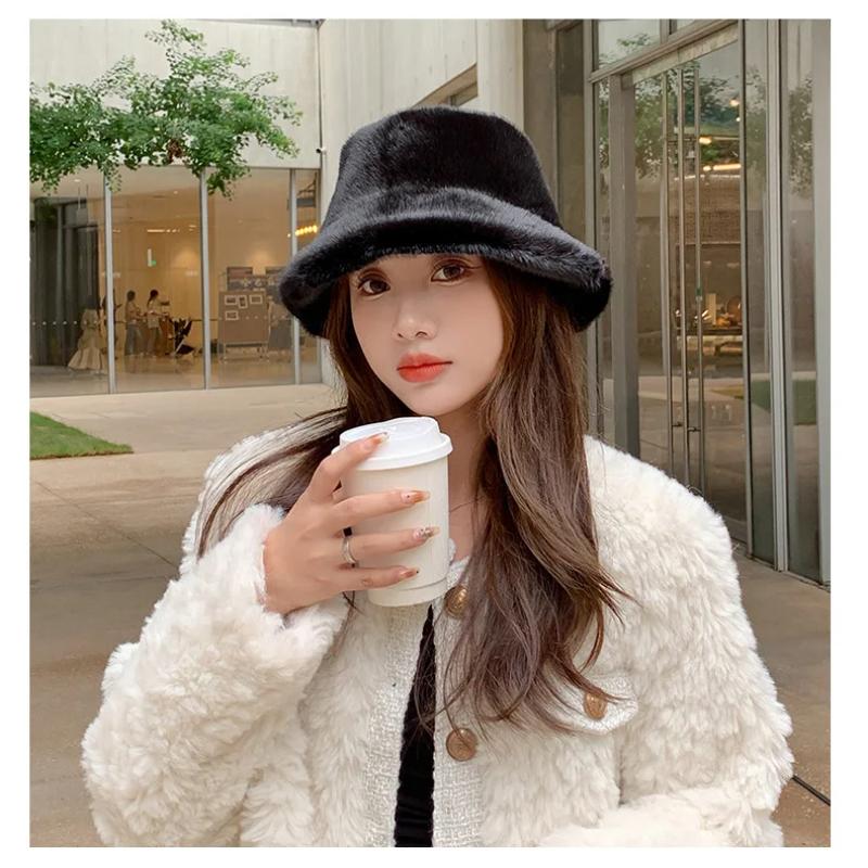 Winter Girls' Fashion Outdoor Hats, Warm Bucket Hats, High-quality Faux Mink Fur Hats, Russian Women's Hats