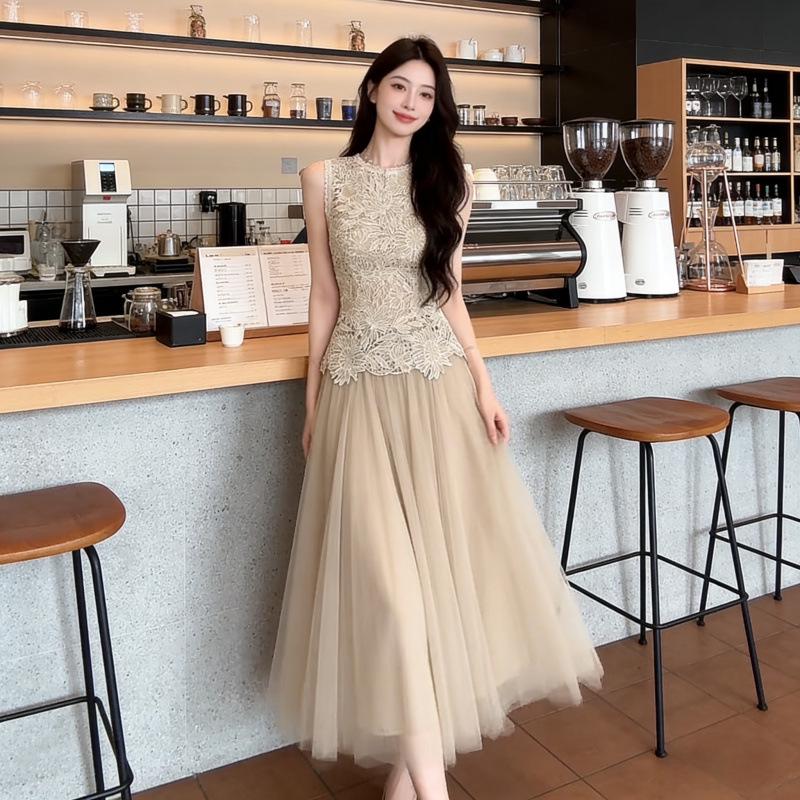 

2026 Women s Fashion Set: Mesh Hollow Top & Long Skirt M