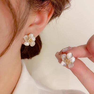 Light Luxury Sweet Micro-Paved Flower Stud Earrings with S925 Silver Needle - High-End Niche Design.
