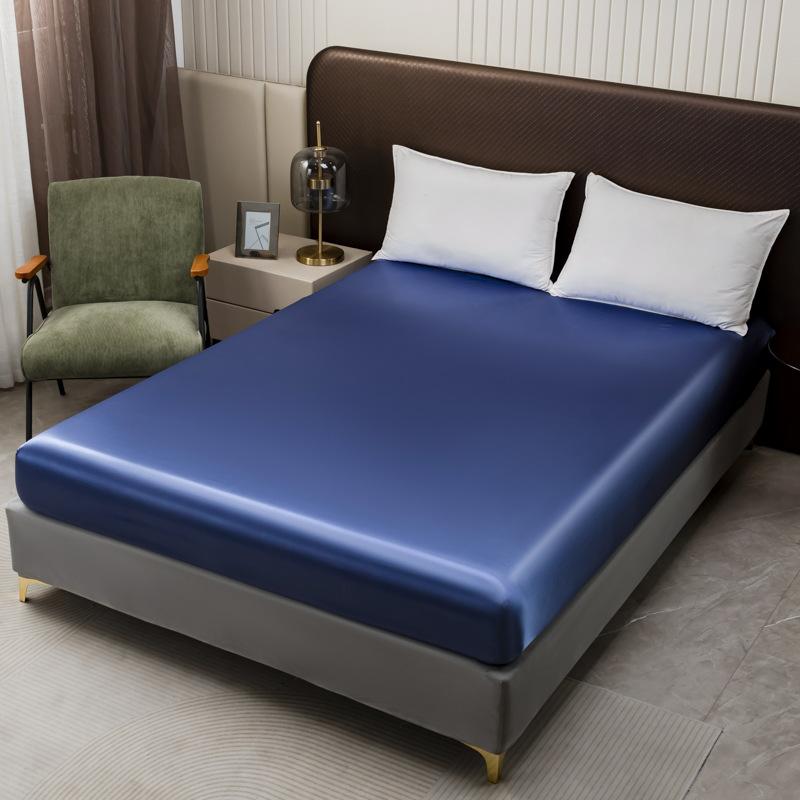 

Foreign trade cross-border mattress simulation silk satin bed cover solid color satin cool mattress cover single product 99*190cm+30cm темно-зелений колір