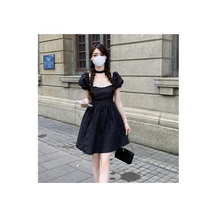 

Летнее сладкое и пикантное платье 2024 года с квадратным вырезом, открытой спиной и короткими рукавами с узким бантом для женщин Small чёрный