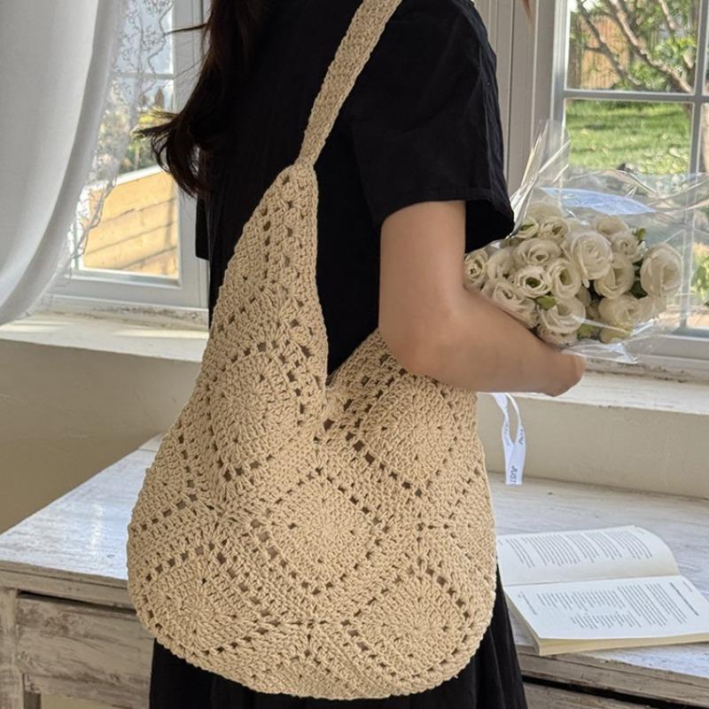Hand-woven bags, literary Mori large-capacity shoulder armpit bags, fashionable and casual seaside vacation wind beach bags