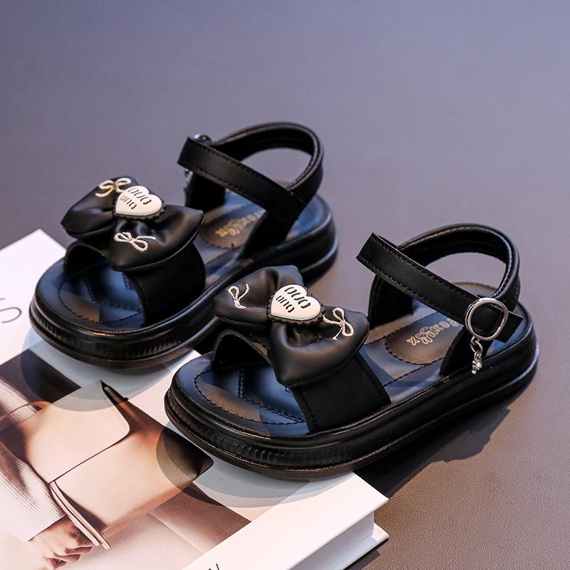 Children's beach shoes2026Summer new cute bowknot heart-shaped girls' solid color sandals for toddlers, young children, and older children