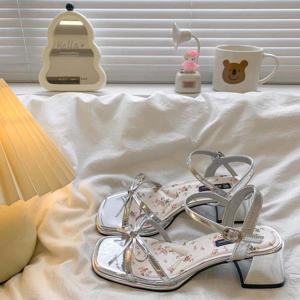 Beautiful with Skirt, High-heeled Sandals for Women's Summer Wear, Fashionable and High-end, New Thick-heeled Sandals