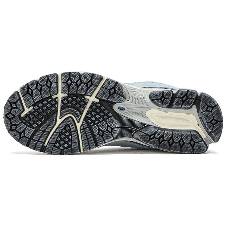 New Balance 2002R Protection Pack - Purple Unisex Sneakers Light-Arctic-Grey M2002RDI