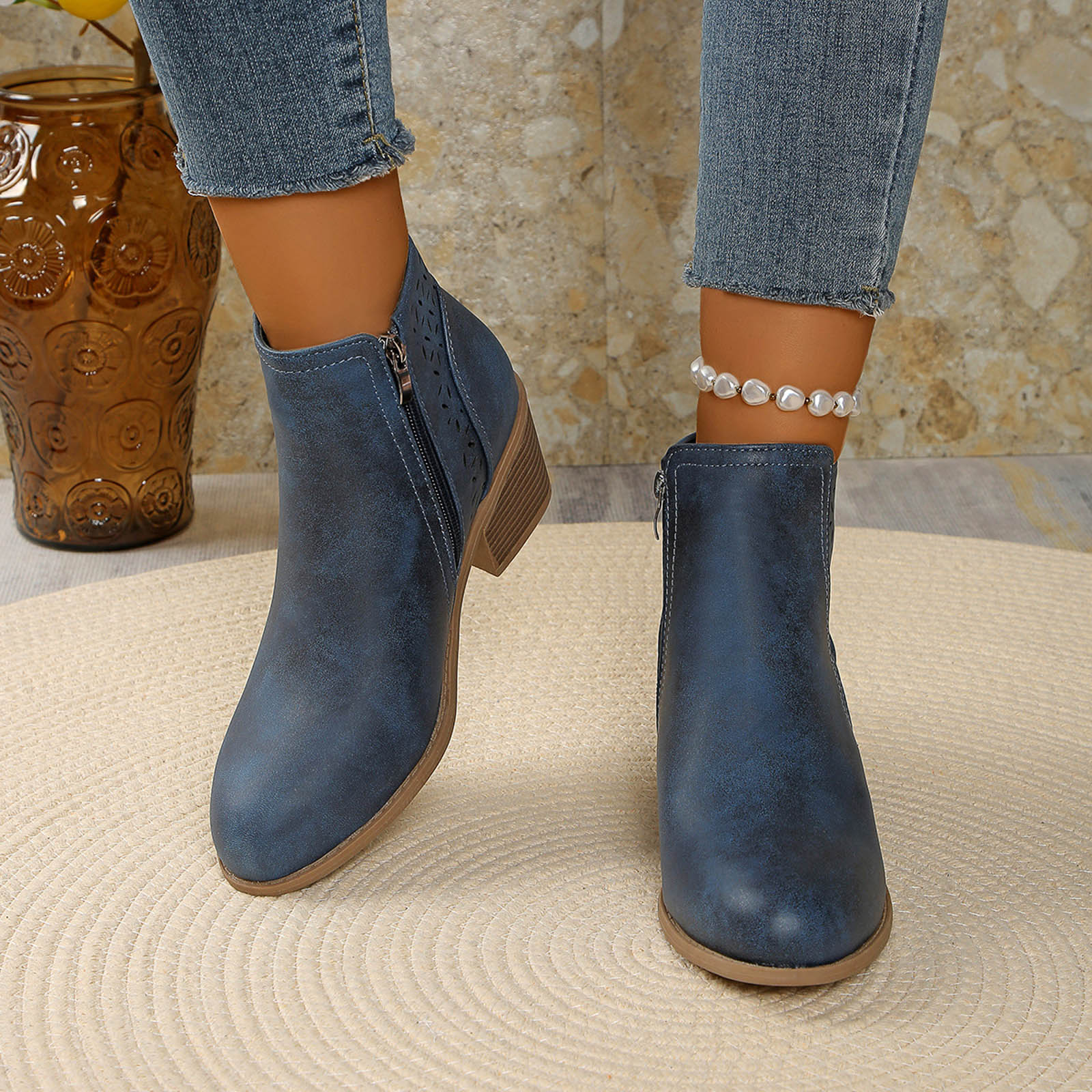 

Women s Pointed Toe Thick Heel Side Zipper Shoes Fashion Retro Leather Short Barrel Hollow Boots Womens Boots Wide Toe 38 синий