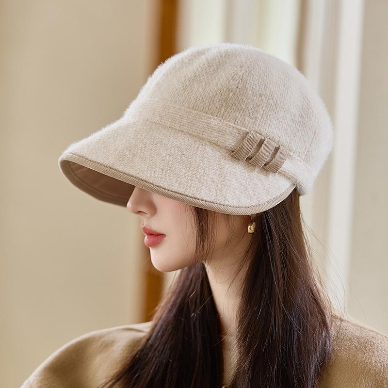 Fleece Equestrian Hat Autumn and Winter New Casual Windproof Hat Women's Korean Version British Retro Newspaper Boy's Hat