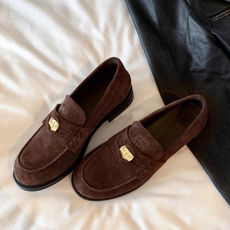 

Гонконгские кожаные ретро лоферы женские весенне-осенние, на платформе, с чувством дизайна, маленькие золотые монетки, британский стиль, маленькие кожаные туфли женские, одинарные туфли 40