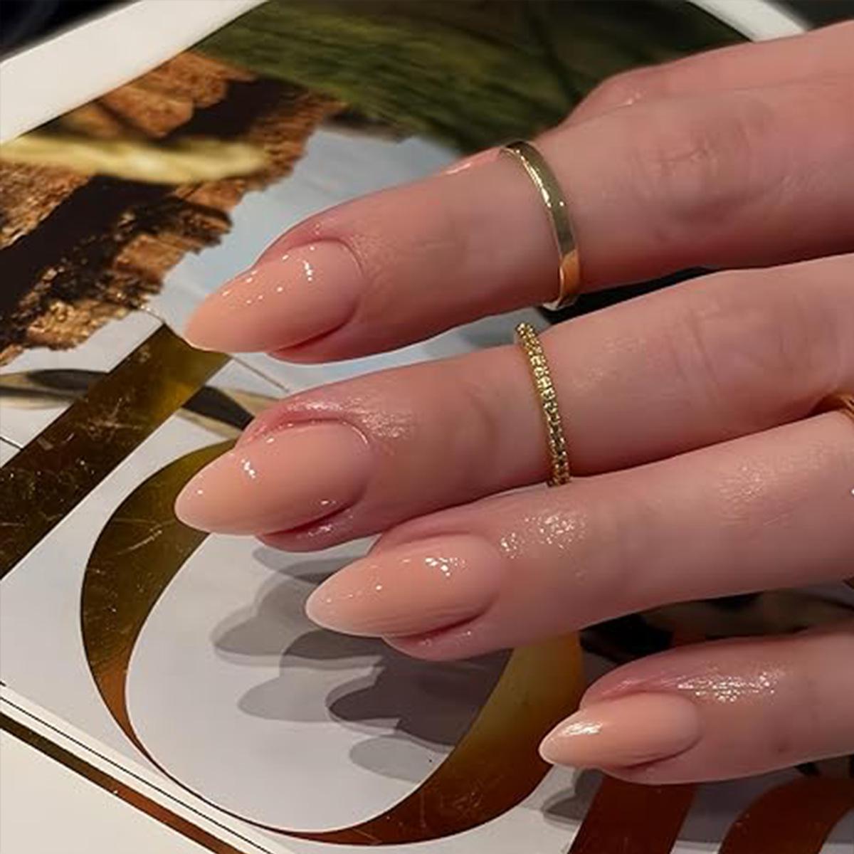 Однотонные короткие миндалевидные глянцевые накладные ногти - Набор из 30 съемных штук Glue Type