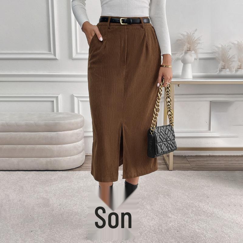 European & American Retro Corduroy Slit Skirt - Autumn/Winter 2026: Elegant Women's Commuting Style
