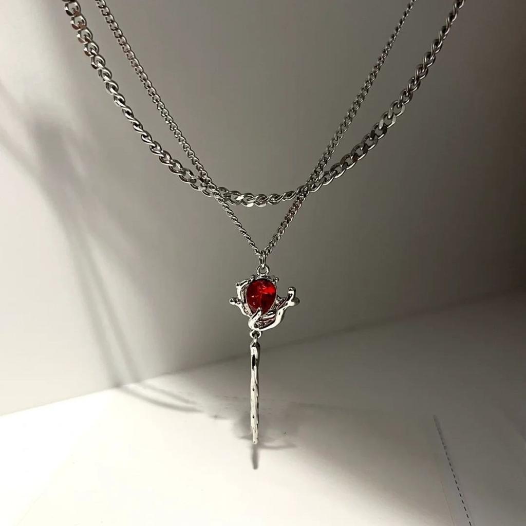The Same Rose Necklace for Women, Niche Temperament, High-end Feeling, Sweet and Cool, Dark and Trendy Models for Girls