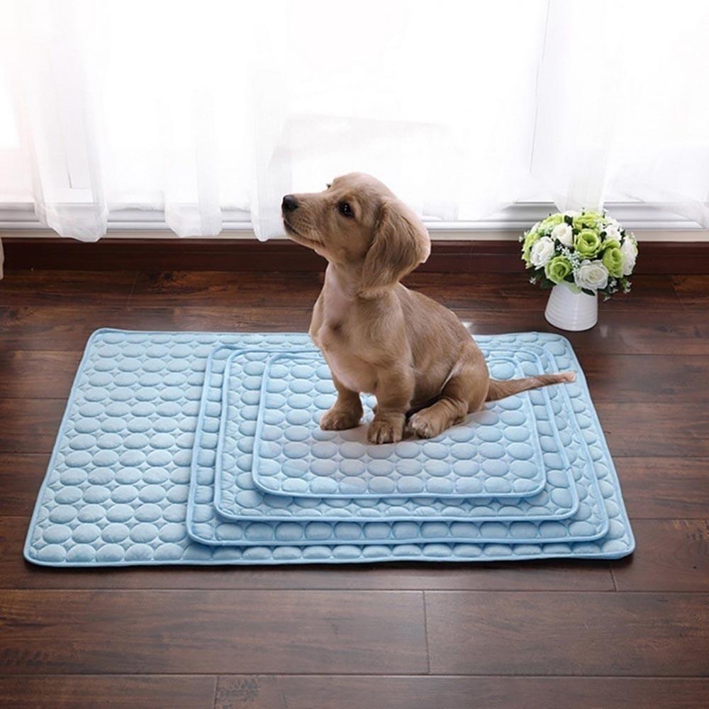 Pet Cooling Mat Dogs Cats Chill Bed Indoor Summer Heat Relief Indoor Cool Cushion Gel Sleeping Pad Seat (S/M/L/XL))