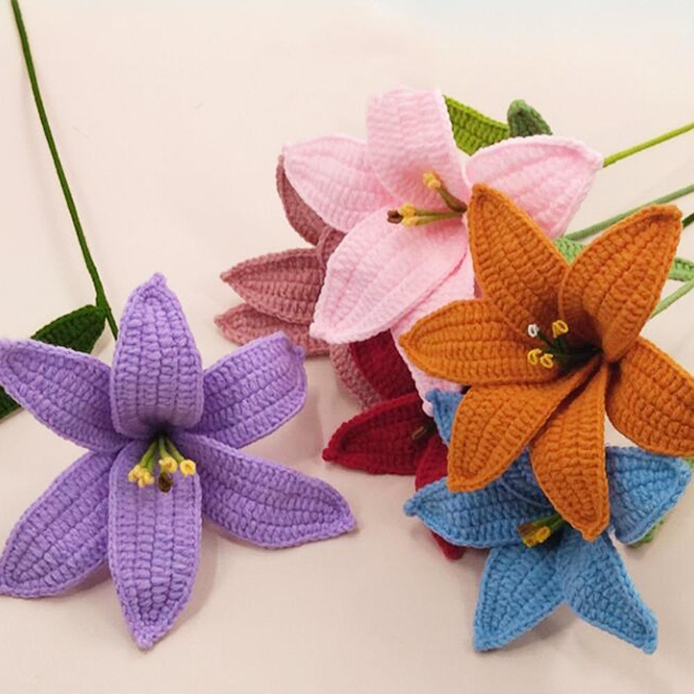 Gifts Hand-Knitted Lily Flower Lightweight Fake Flower Plants  Home Decor