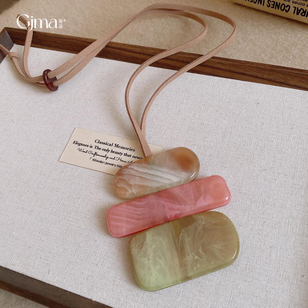 European and American retro acrylic irregular square necklace design sense sweater chain necklace jewelry women