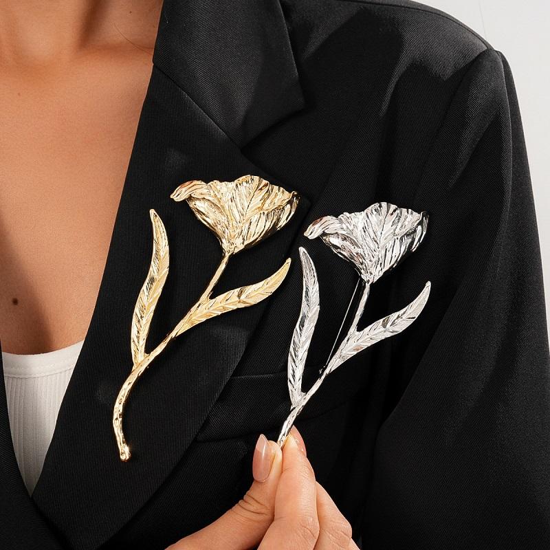 Romantic Huge Metal Tulip Flower Brooches 2-Color Big Plants Easy-Match Brooch for Women's Clothes Backpack Pins Gifts