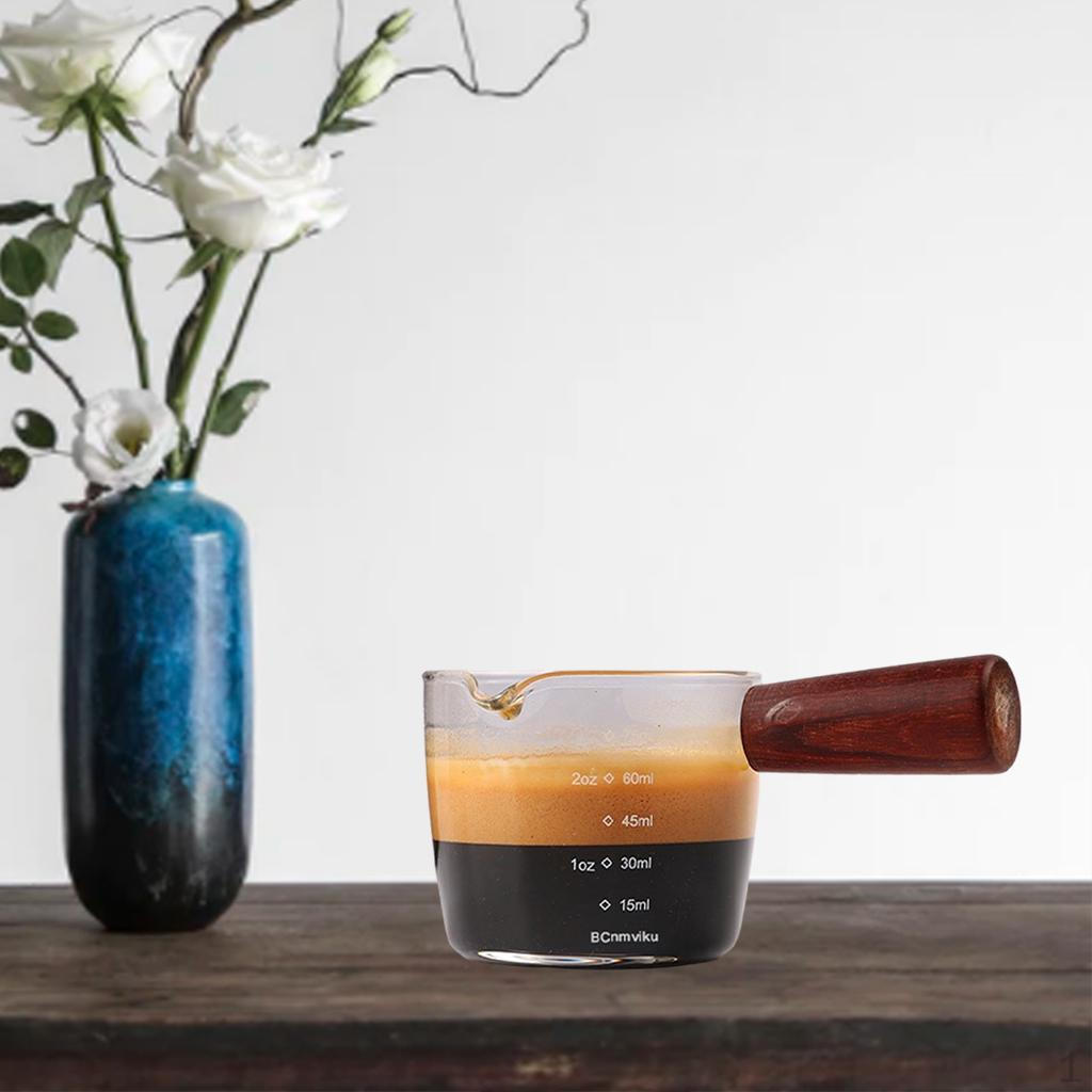 

Мерный стакан из термостойкого стекла, деревянная кружка, инструмент для модуляции молока Gala