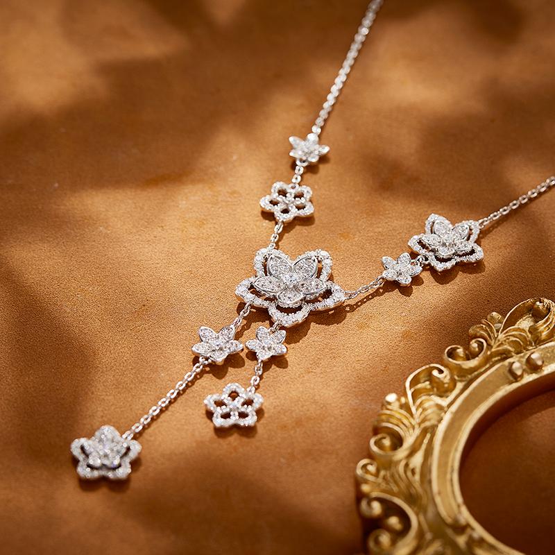 Five Small Floral Tassel Necklace Suitable for Women's Daily Versatile Accessories Gifts and Weddings