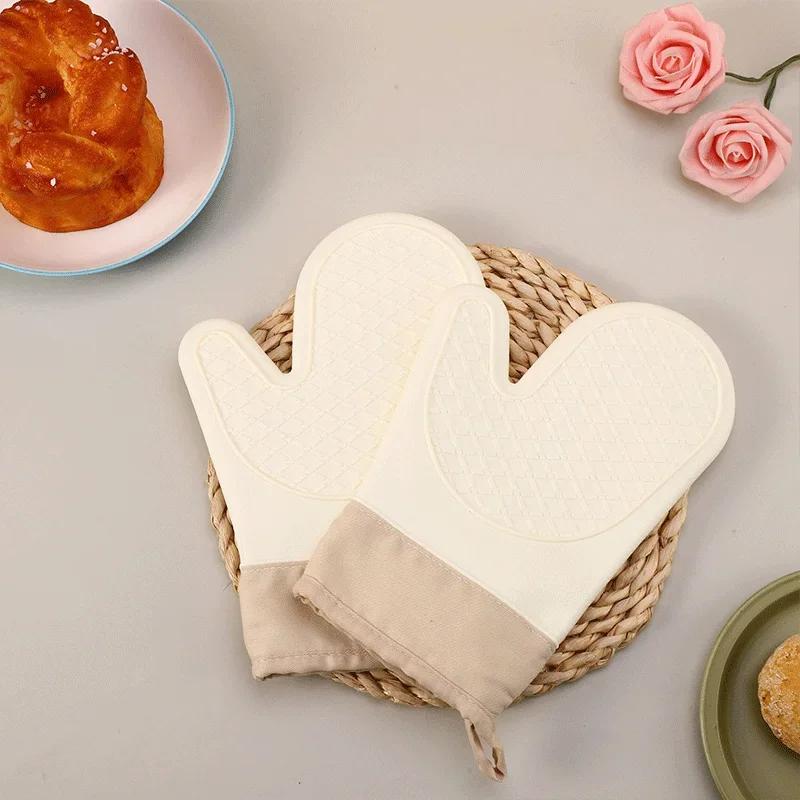 Multifunctional Double-layer Silicone Heat-insulating Gloves, Microwave Oven, Anti-scalding Gloves, Kitchen Silicone Bowl Clamps