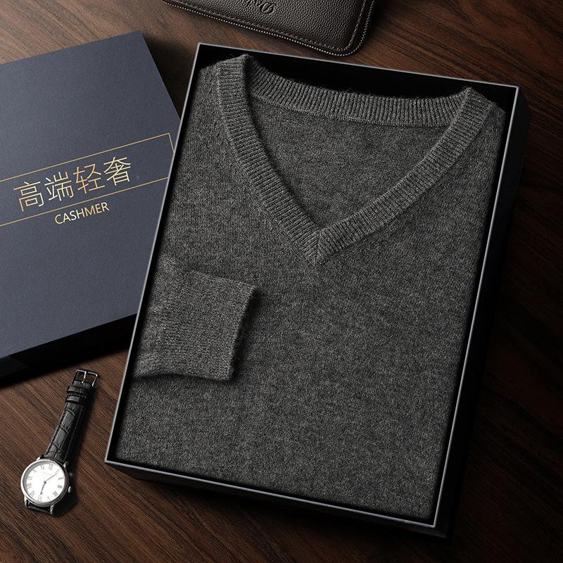 New solid color V-neck cashmere sweater men's long-sleeved pullover loose sweater with wool sweater inside