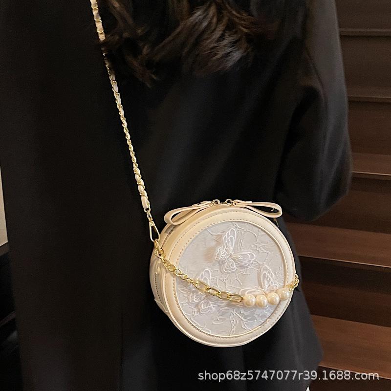 Fashion Light Luxury Niche Versatile Women's Messenger Bag Spring and Summer New Product 2025 Embroidered Three-dimensional Butterfly Portable Small