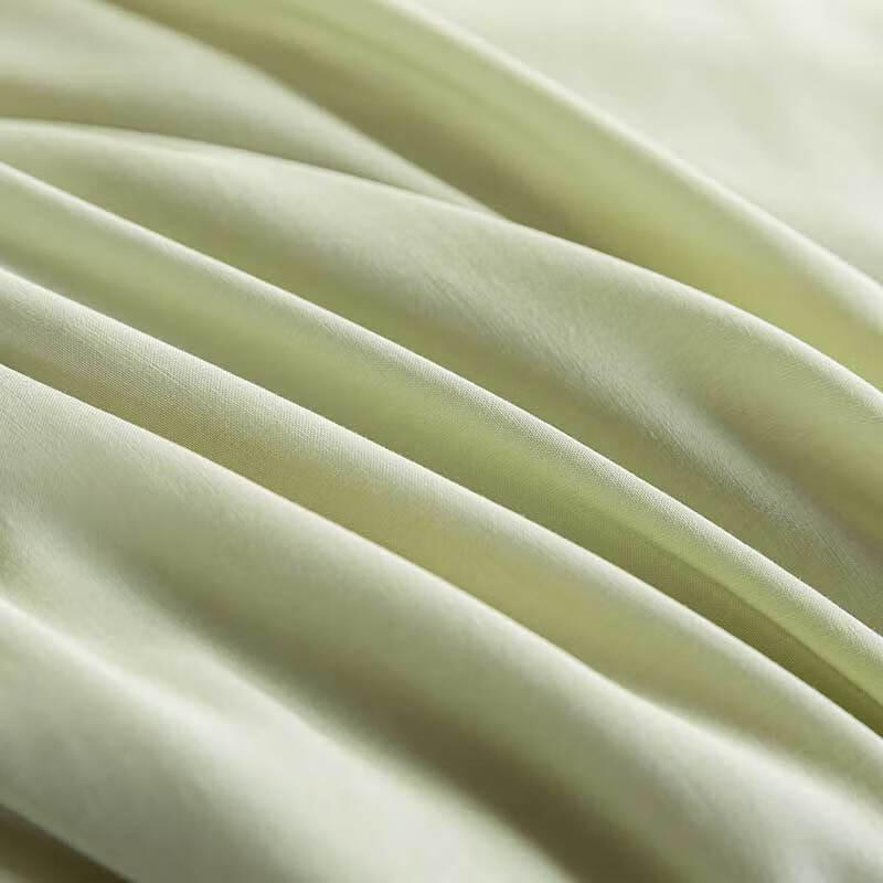 Hengyuanxiang TSB1051 Mulberry Silk Quilt