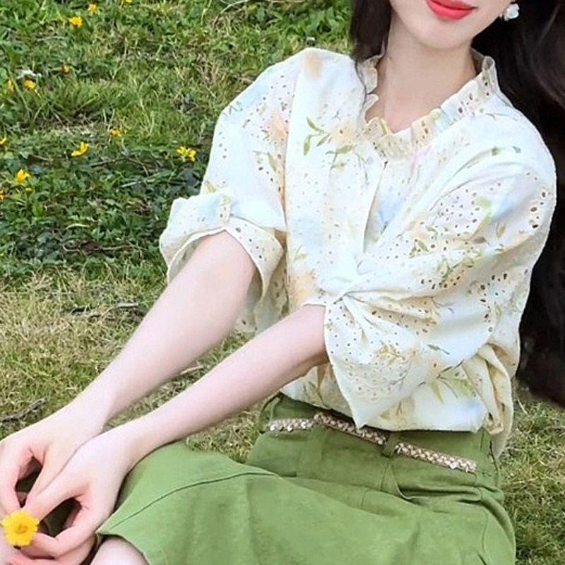 Women's Loose Fit Floral Print Blouse with Ruffle Neck and Eyelet Detail Casual 3/4 Puff Sleeve Top