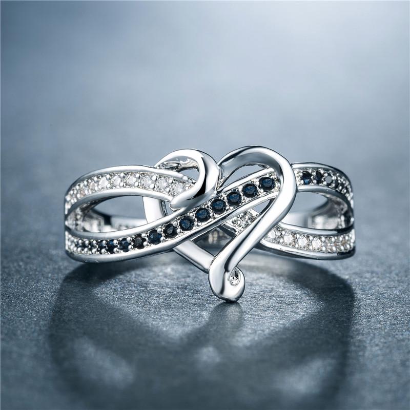 Hollow Heart Shape Black White Cubic Zirconia Lines Cross Ring Fashion Gift for Girlfriend Women's Jewelry High Quality