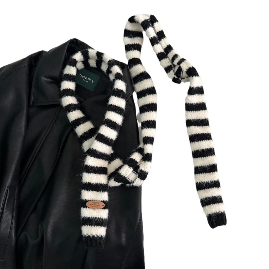 Cachecol Listrado Y2K Harajuku: Cachecol Grosso Preto e Branco para Poses Estilosas