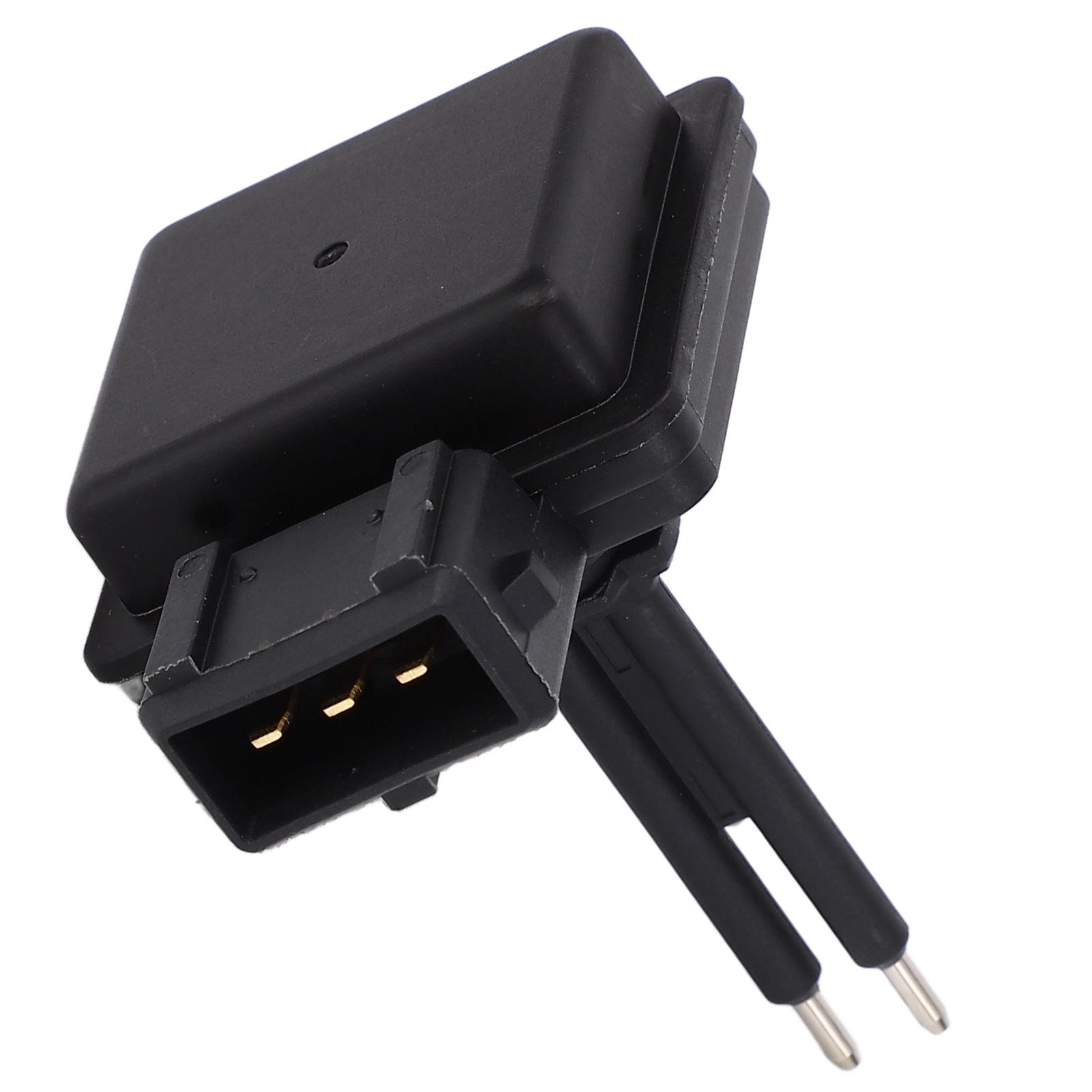 

Car Water Coolant Level Sensor 1306F0 Radiator Coolant Fluid Level Sensor Replacement for Citroen Berlingo C3 DS5 Xsara