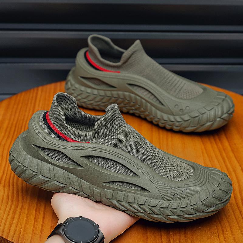 Spring Summer New Shoes for Men Knit Casual Sock Shoes Breathable Flat Skateboard Youth Slip-on Loafers
