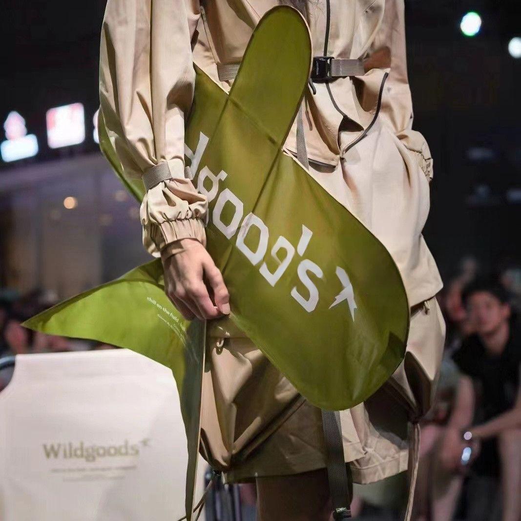 Traditional Handcrafted Chinese Sand Swallow Triangle Kite - Customizable Doodle Design for Children 80CM Color Sand Swallow Custom