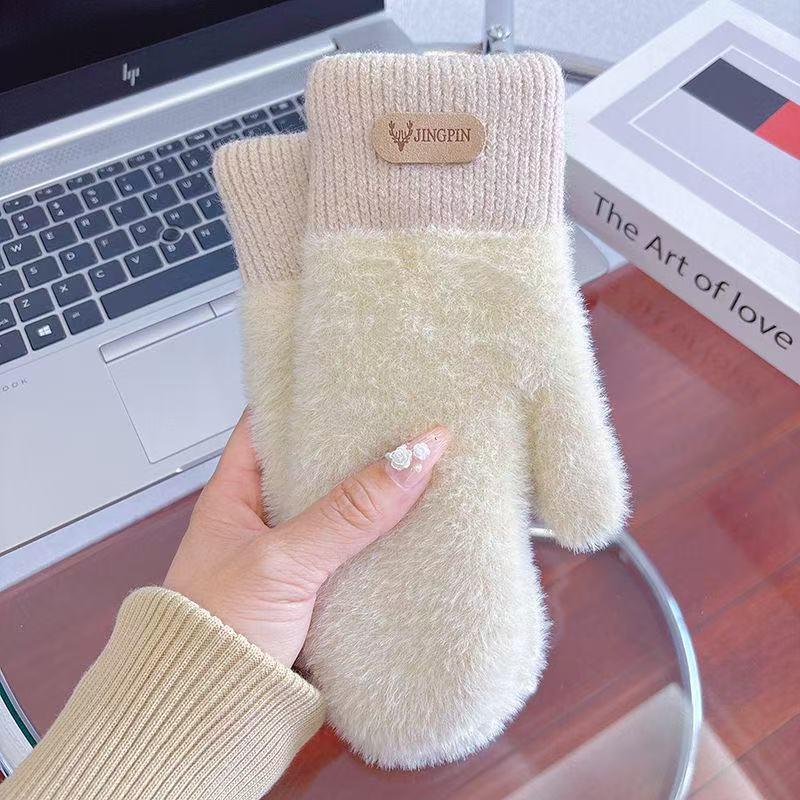 Women's Plush Fleece-Lined Cycling Gloves - Warm, Windproof, and Cute for Autumn and Winter