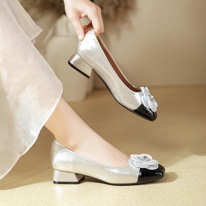 Rhinestone Camellia Color Matching Small Fragrant Style High Heels Thick Heel 2025 New Huizhou Women's Shoes Square Head Light Mouth Single Shoes