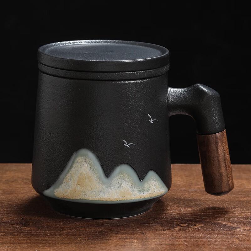 

Chaxun Wood-Inspired Tea Infuser Mug