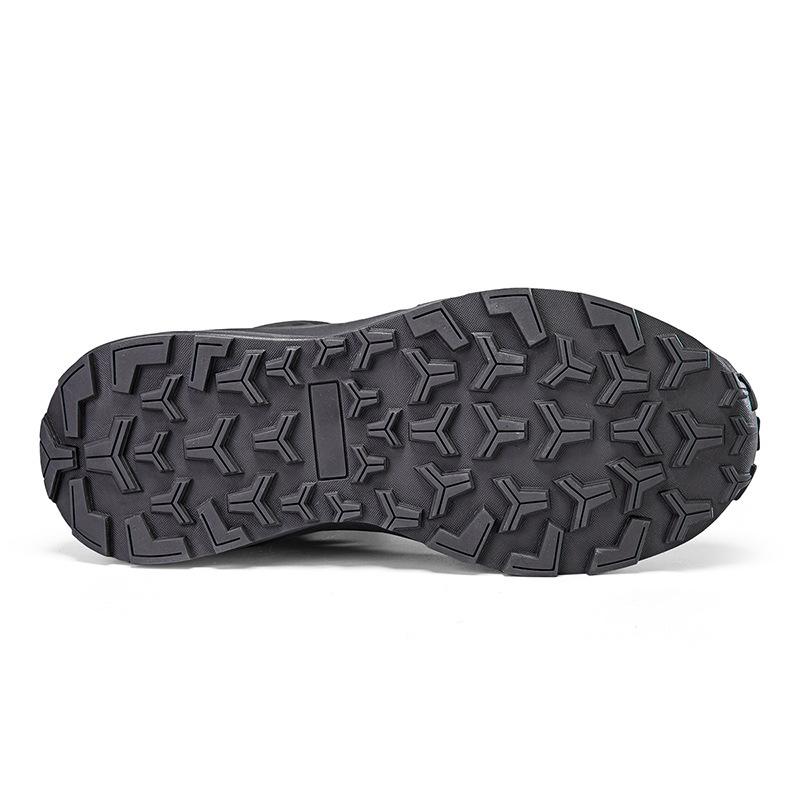 New outdoor large size fashion field boots lightweight comfortable wear-resistant wear-resistant mountaineering combat shoes