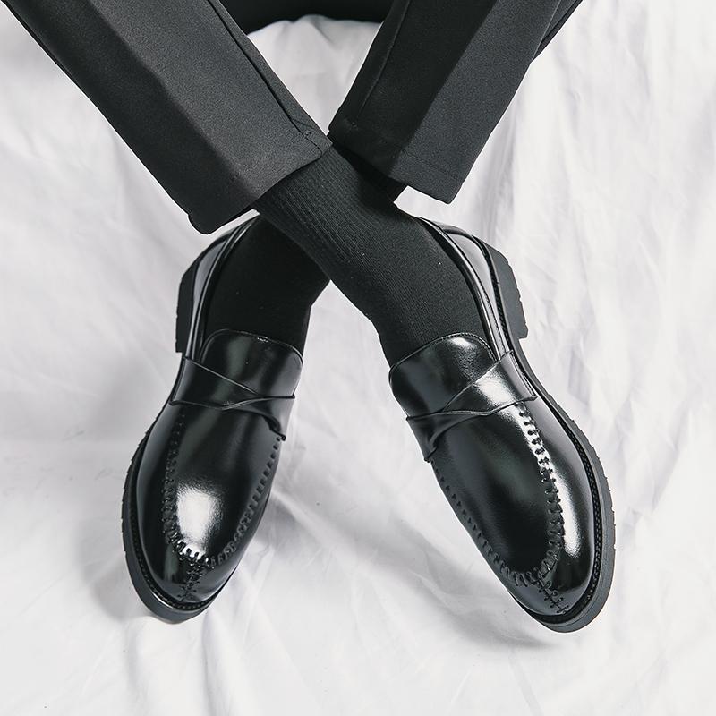 New Leather Fashion Business Shoes Men 2024 Pointed Toe Men Casual Shoes Mens Slip on Footwear Luxury Brand Mens Classic Loafers