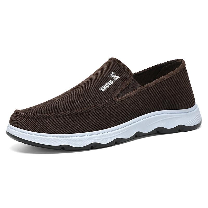 Old Beijing cloth shoes 2025 new men's shoes one-pedal dad shoes soft sole comfortable casual shoes single shoes