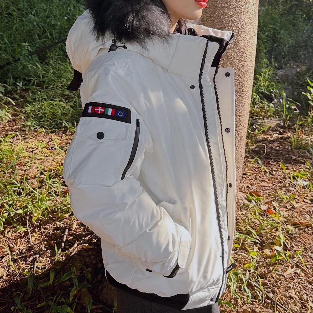 Yu Yan Internet celebrity warm outdoor skiing tooling duck down jacket women's short thickened men's and women's coats