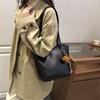 Large capacity commuter bag women's 2 new spring retro tote bag texture versatile women's shoulder bag