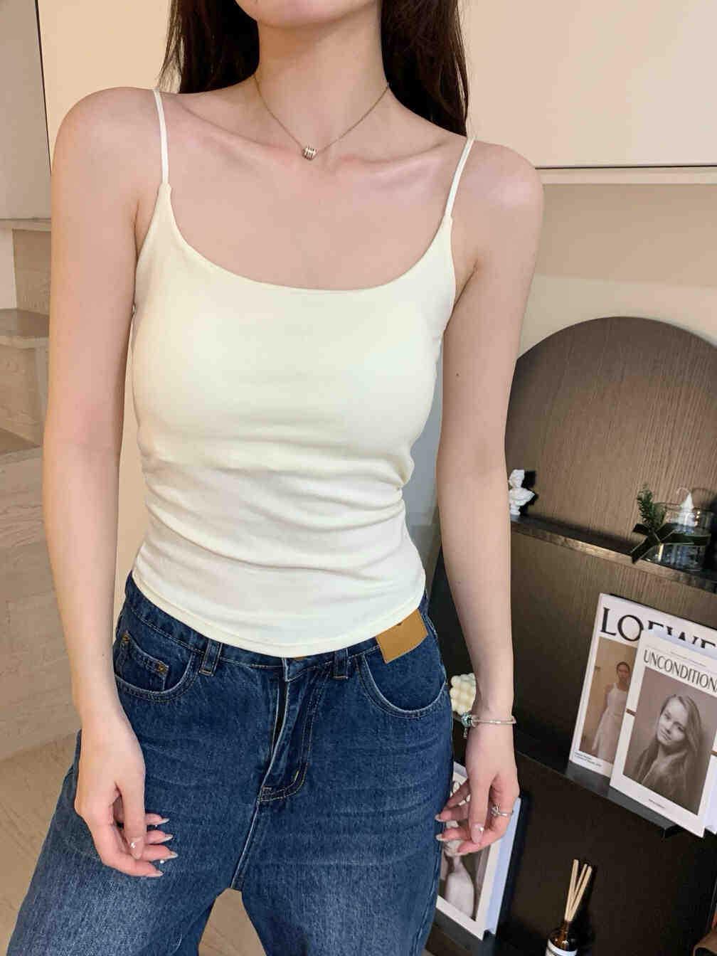 

Popular Sweet & Spicy Pleated Spaghetti Strap Tank Top with Chest Pads – Slimming Short Top One Size бежевый